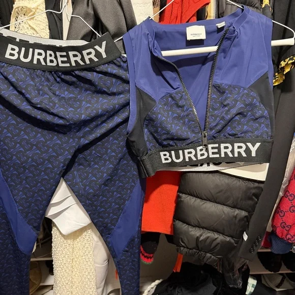 Burberry top - Picture 3 of 4